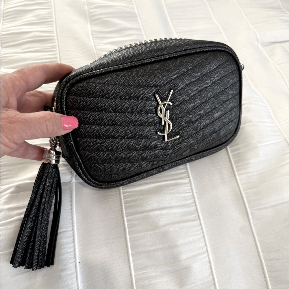 ⭐️ Yves Saint Laurent Black Quilted Crossbody Bag AUTHENTIC!